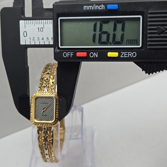 Womens Vintage Hamilton Seville Quartz Gold Tone Watch 8858 New Battery Petite - Picture 4 of 9